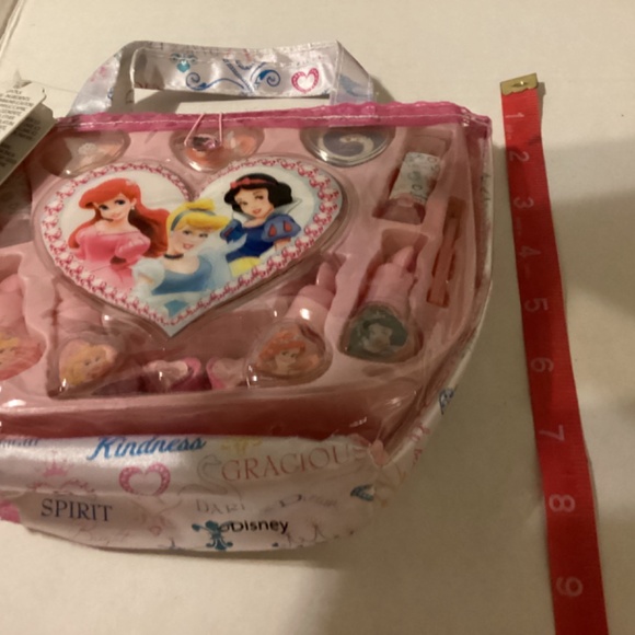 Disney Princess lot Purse, stick on earrings & Rings set plus nightlight - Picture 9 of 12